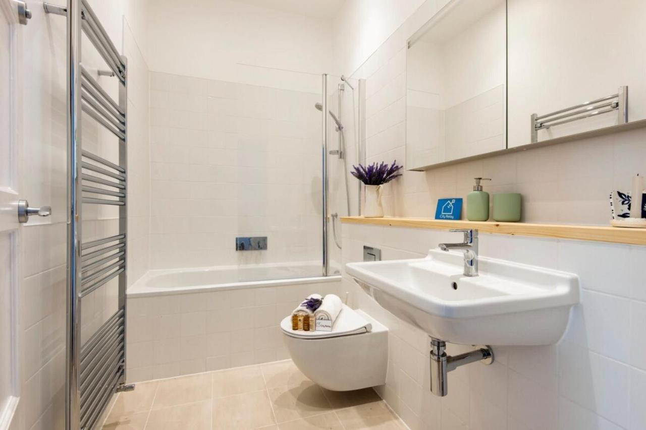 The Stunning Philbeach Garden Apartment Londres Exterior foto